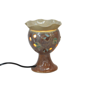 Lampu Meja Piala